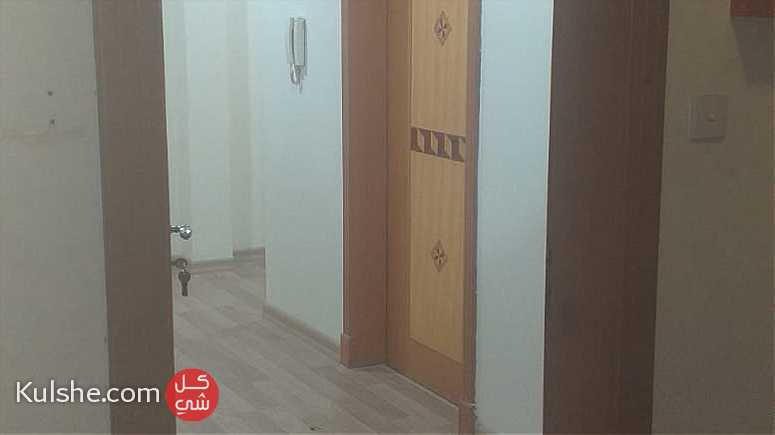 شقة للبيع في الحورةشارع المعارض - Image 1