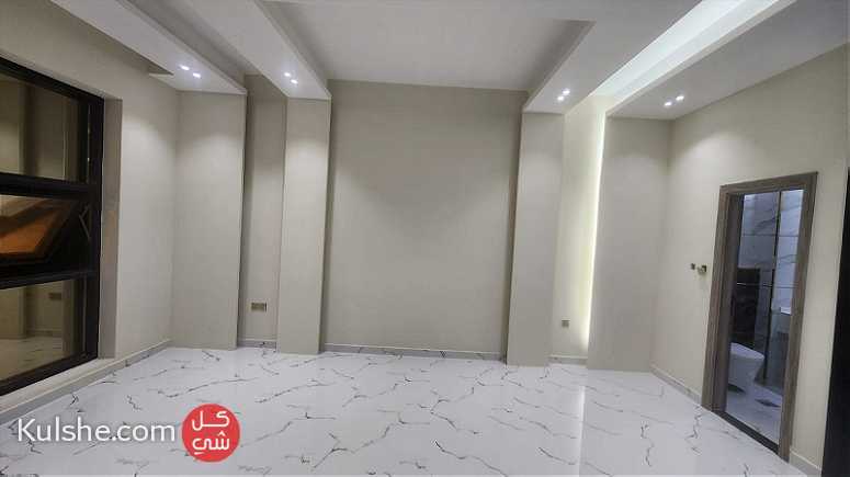 Villa 5 bedroom for sale in Al Zahia of Ajman cash or by bank - Image 1