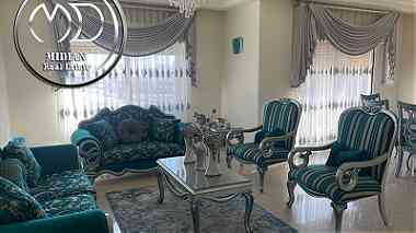 شقة مفروشة للايجار عبدون مساحة 220م طابق اول اطلالة جميلة