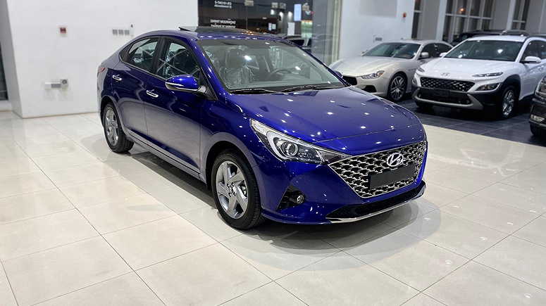 Hyundai Accent 2023 (blue) - صورة 1