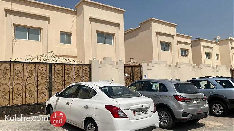 studio in Al thumama including Kahramaa and internet at a price  1700 - صورة 1