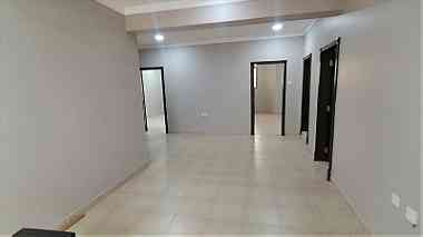 flat attached to villa for rent in Sanad near to manar alhuda masjid