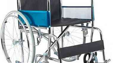 كرسي متحرك قابل للطي طبي خفيف الوزن كرسي متحرك لكبار السن