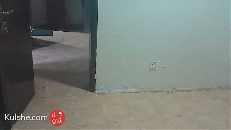Apartment withelectricitfor rent in AlQudaibiya behind AlMannai Studio - Image 1