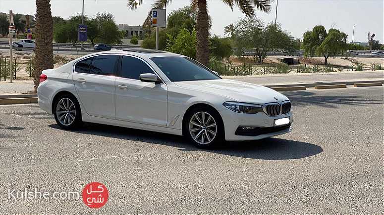 BMW 520i 2019 (White) - صورة 1