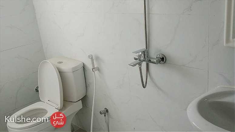 For rent A studio with electricity for rent in Hoora - صورة 1