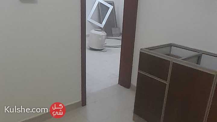 Studio with electricity for rent in AlQafool behind AlHawaj building - Image 1