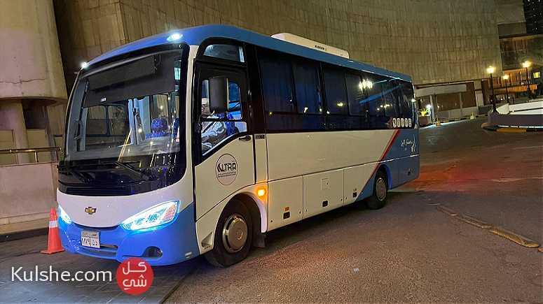 شركة نقل سياحي -ايجار باص 33 فرد لرحلات السخنة والساحل واسكندرية - Image 1