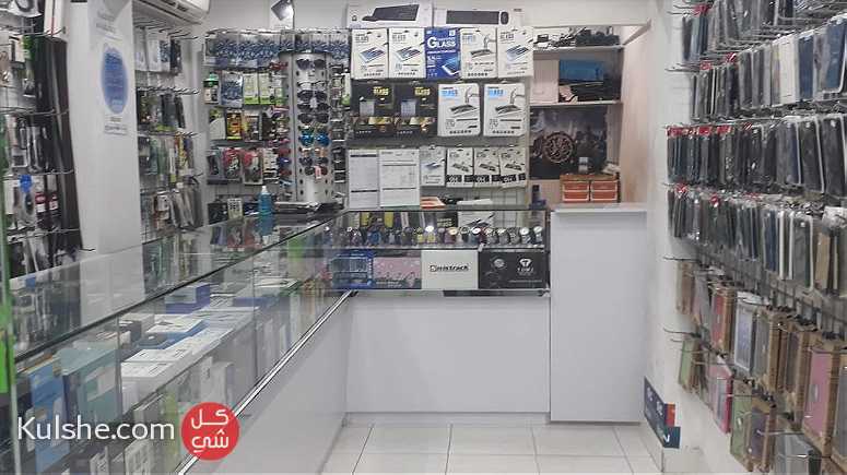 For Sale Profitable Mobile Shop Running Business in Manama Segaya - صورة 1