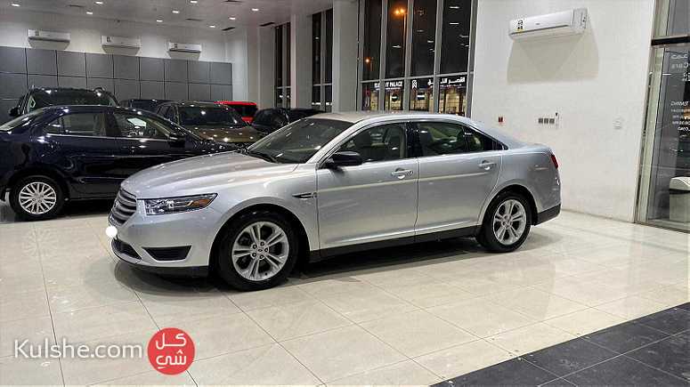 Ford Taurus 2017 (Silver) - Image 1