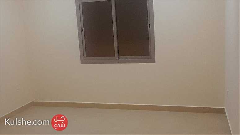 For rent in Riffa a studio with electricity in East Riffa - صورة 1