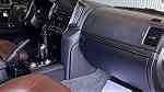 Toyota Land Cruiser GXR V8 Grand Touring - Image 9