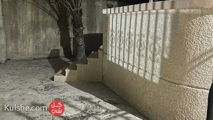 شقة للايجار في اول شارع ابو بكر الصديق - Image 1