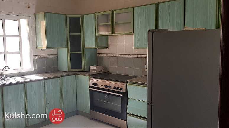 Semi furnished villa for rent in Arad near to alhalat - صورة 1