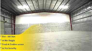 Warehouse with offices  ( 816 Sqm ) for Rent in Hidd