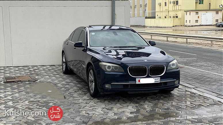 BMW 730 Li 2010 (Blue) - صورة 1