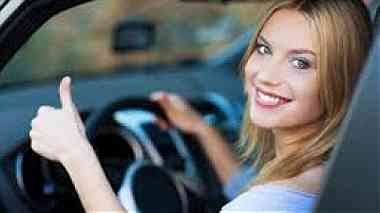 تقدم دورات تدريبية في السياقة فقط للنساء التي لها رخصة السياقة ...